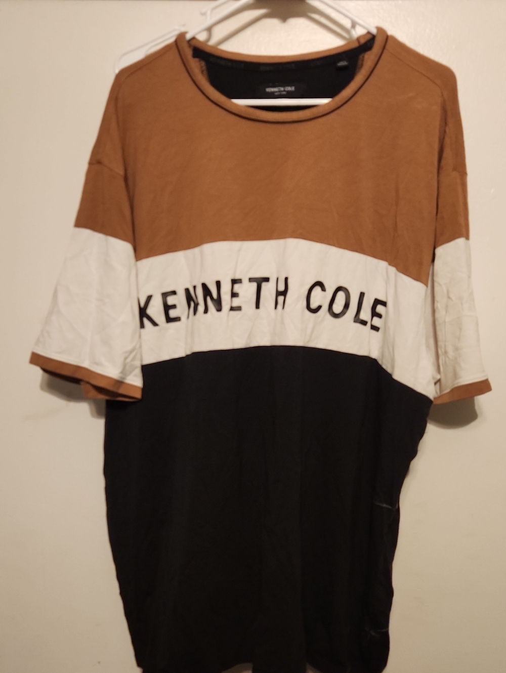 Kenneth Cole Colorblock Crew Tee in Brown White Black